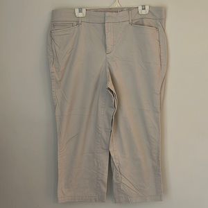 Khaki capri pants 14W
